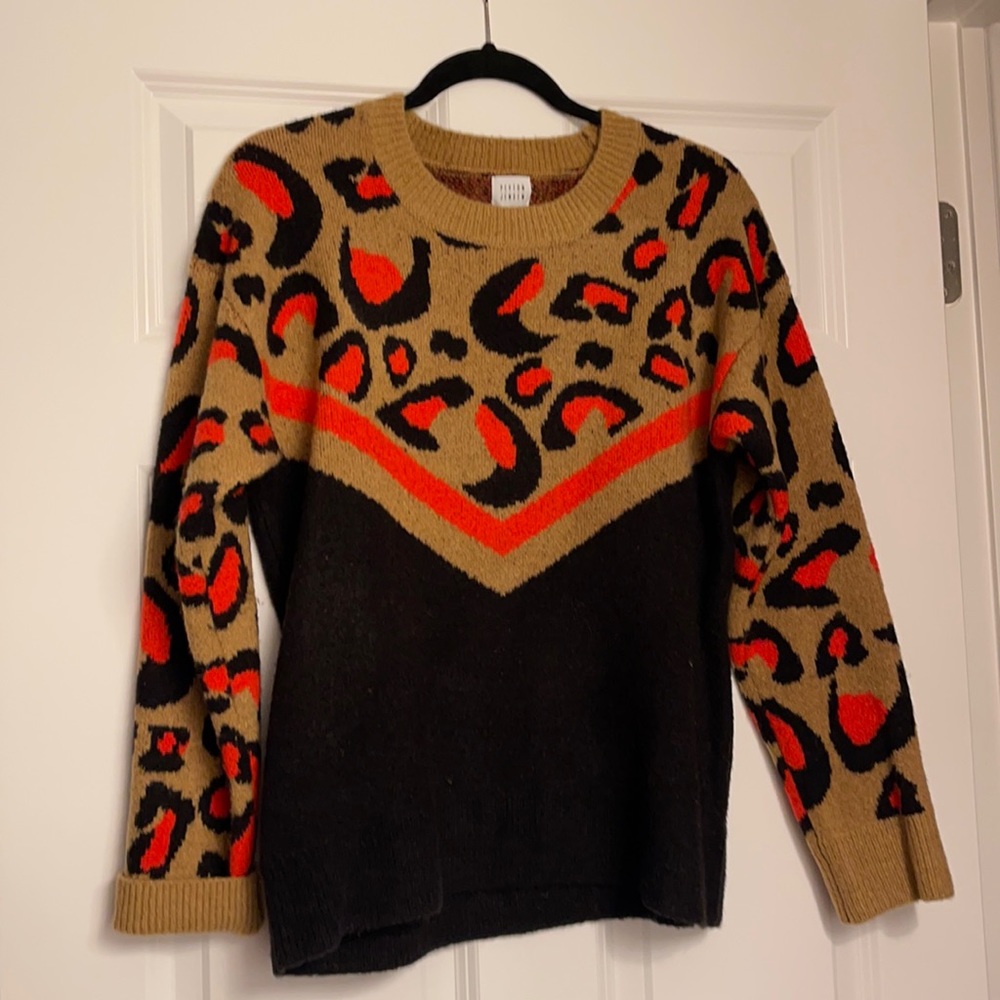Peyton Jansen Leopard Print Sweater, small